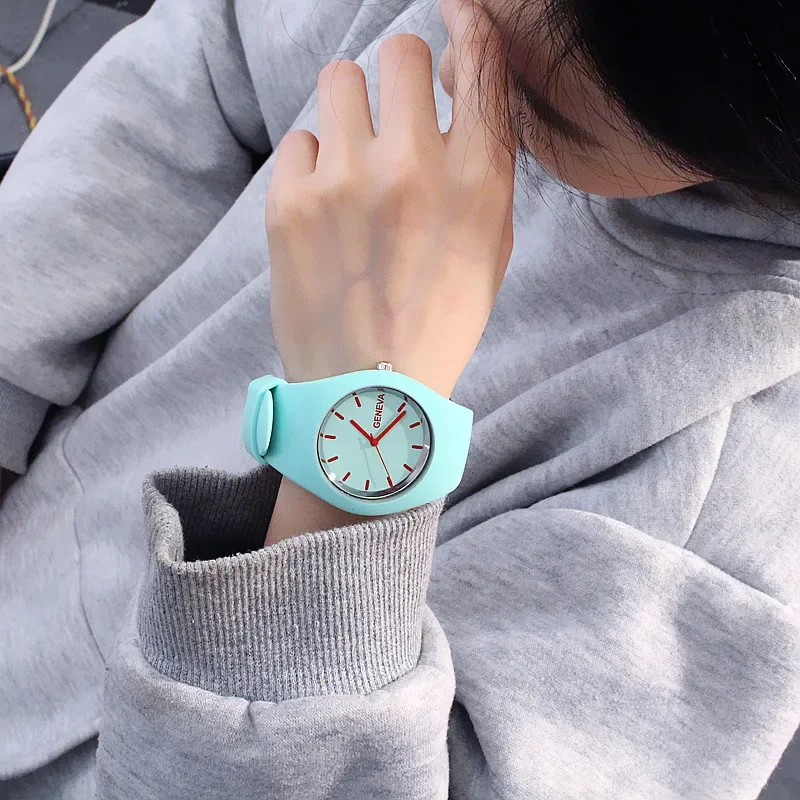 Men watch Women Cream Color Ul - Silicone Band Women recensione e prezzo
