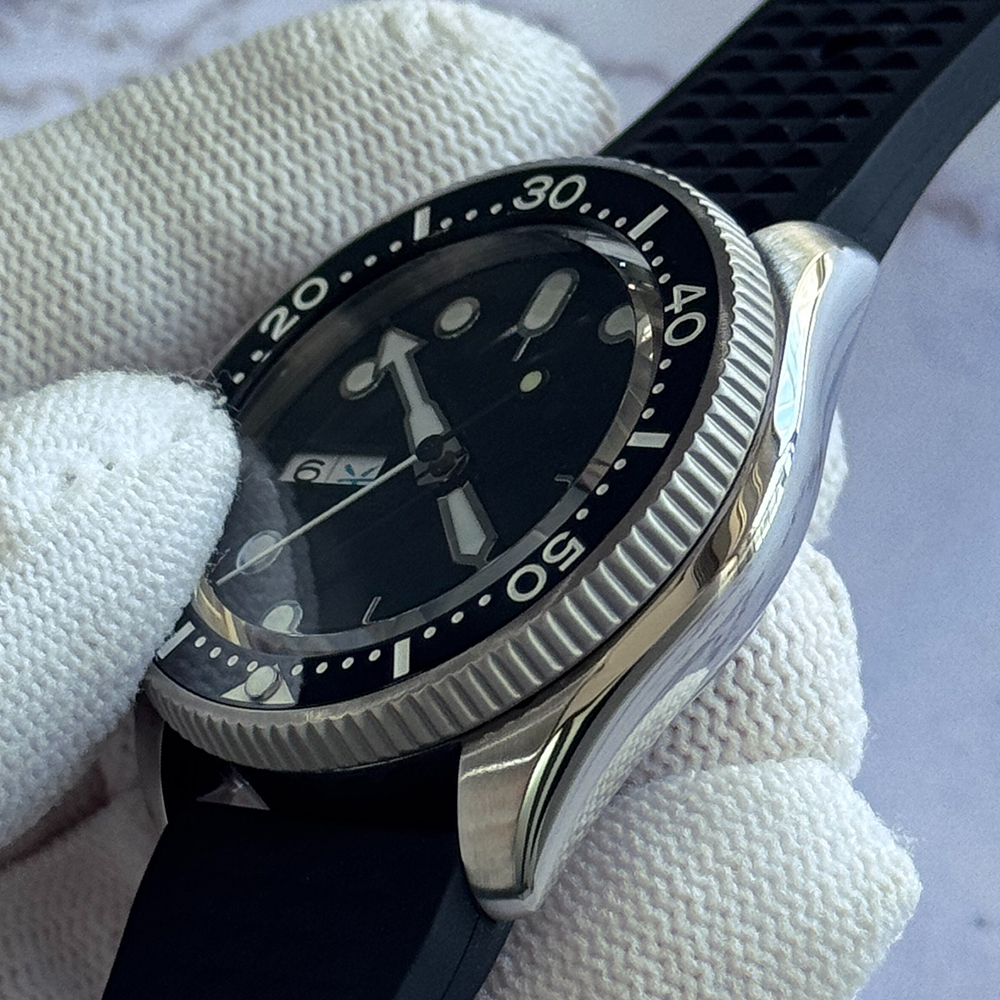 YEJIAOLAN 38mm NH36 Black Dial - Rubber Strap Diver recensione e prezzo