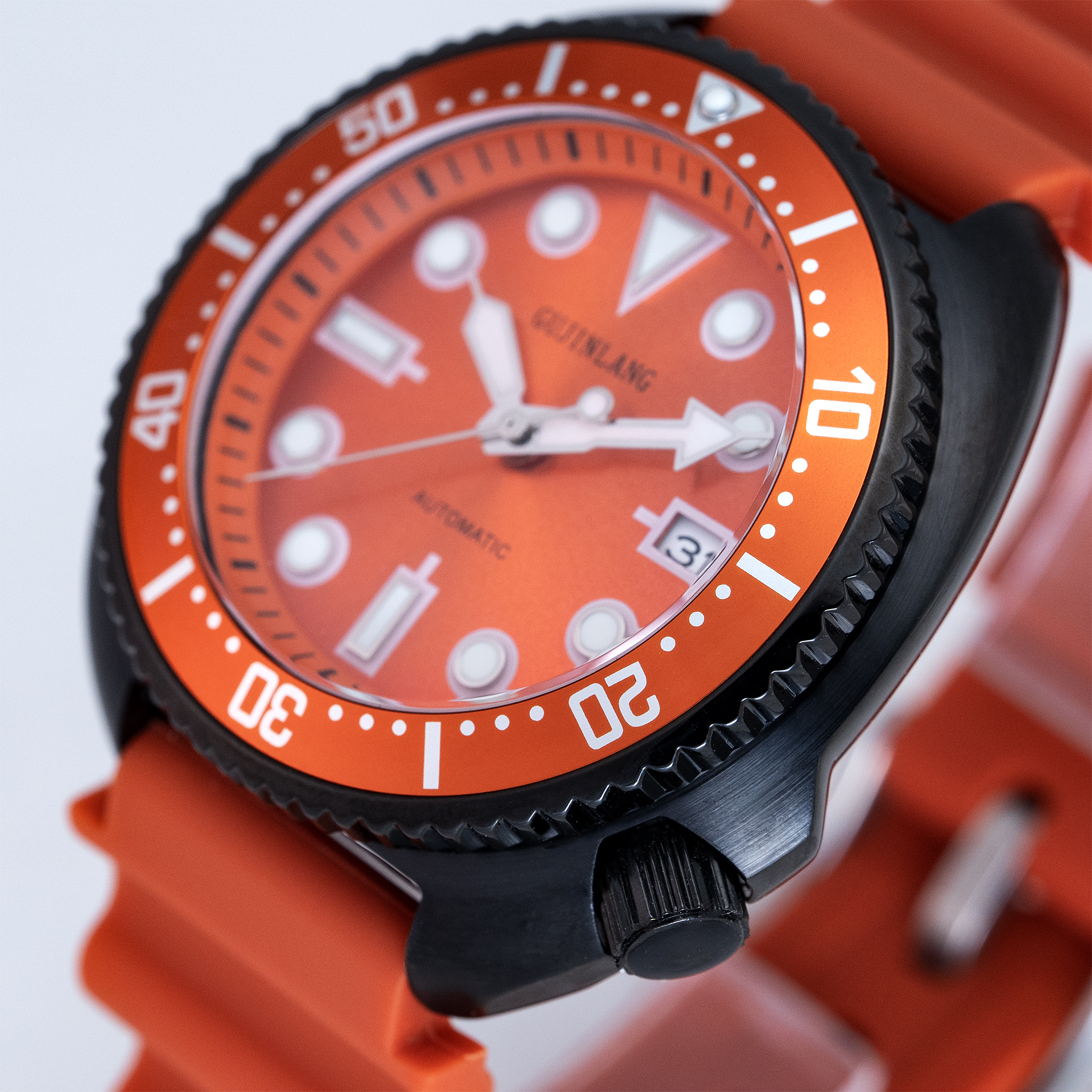 Men's Japanese/Shinese NH35A F - Rubber Strap Diver recensione e prezzo