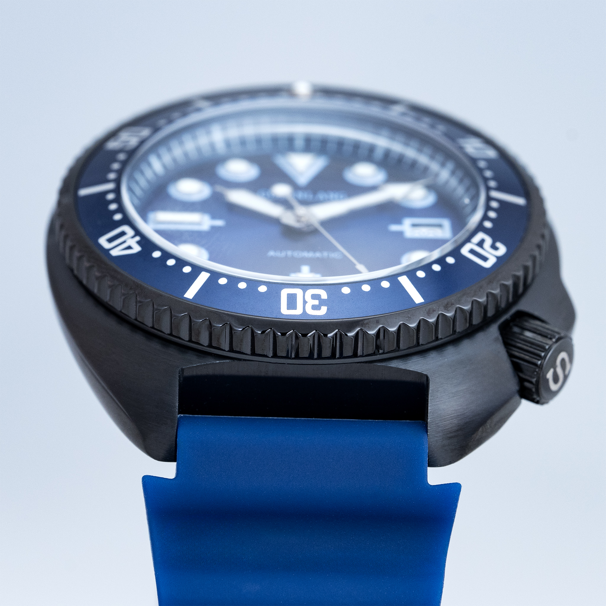 Men's Japanese/Shinese NH35A F - Rubber Strap Diver recensione e prezzo